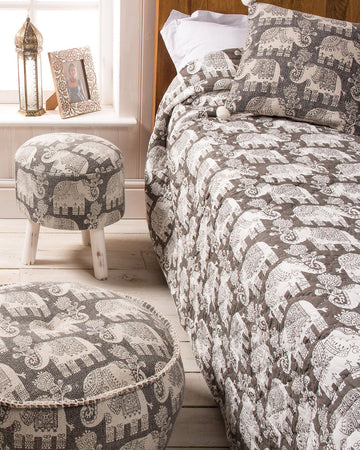 Elephant print Cotton Polyfill Quilt