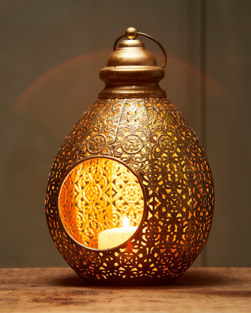 Teardrop Lantern
