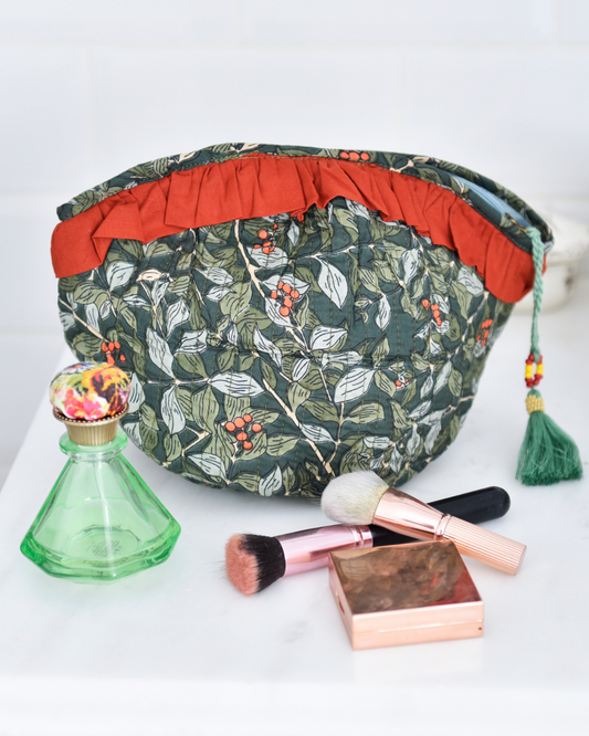 Winter Berry Print Balloon Shaped Wash Bag